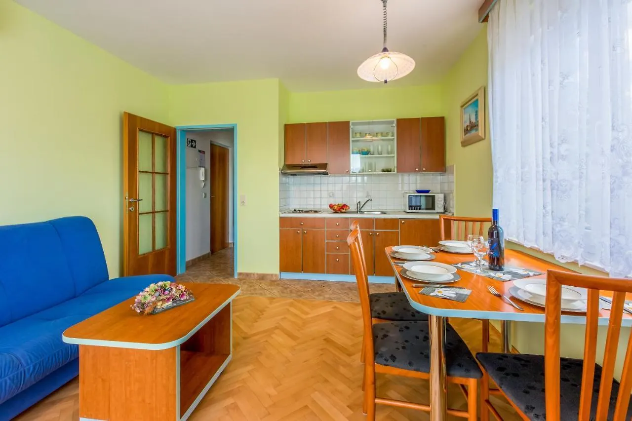 Apartmani Ilicevic Crikvenica Apartment